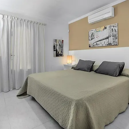 Vista Villa *